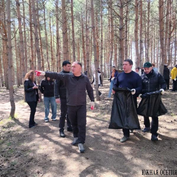 В Южной Осетии прошел общереспубликанский субботник