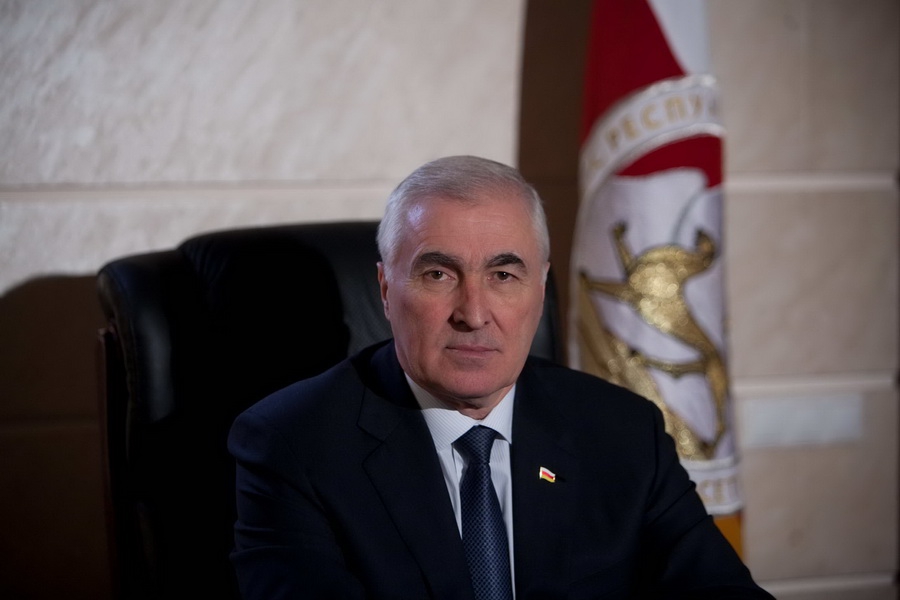 Л. Тибилов: «Народ ждет от нас реальных&hellip;