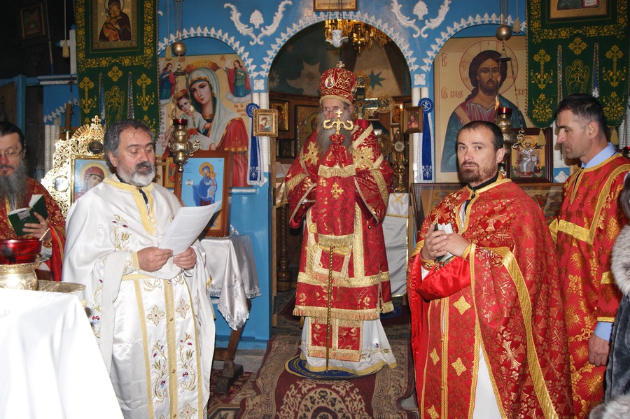 Христос рождается, славите!