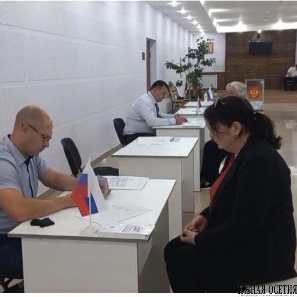 Алексей Пережогин: Голосование на участке в Цхинвале…