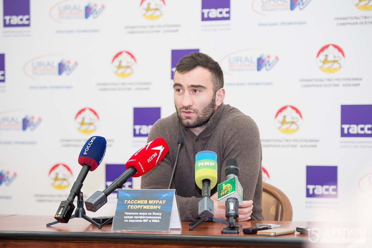 Мурат Гассиев проведет бой с Питером Кадиру