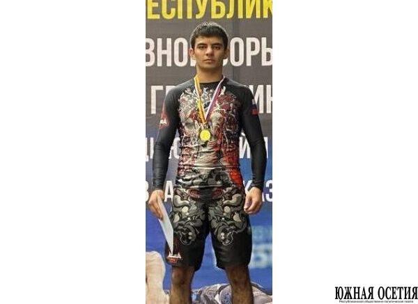 Файтер из Цхинвала стал призером СКФО по…