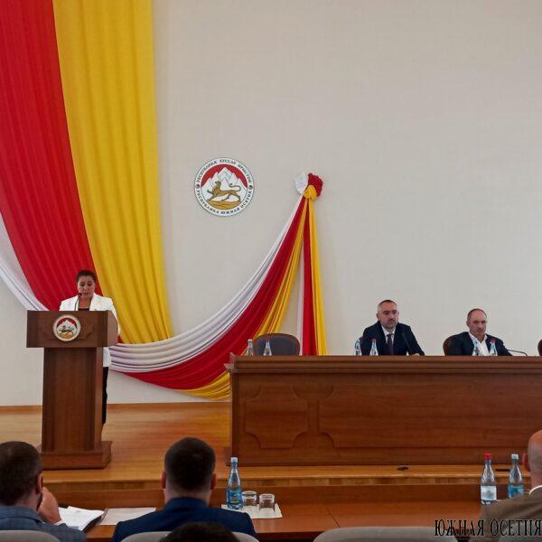 Парламент принял поправки