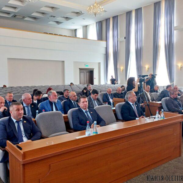 О внесении изменений в Госбюджет: акцент на…