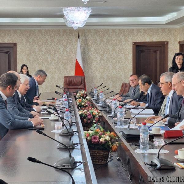 Нет признаков общности подходов