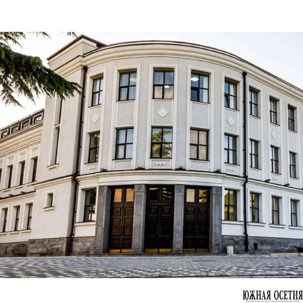 Парламент Южной Осетии единогласно одобрил Марата Камболова&hellip;